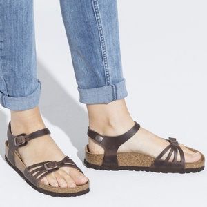 Birkenstock Bali Sandals in Habana Oiled Leather